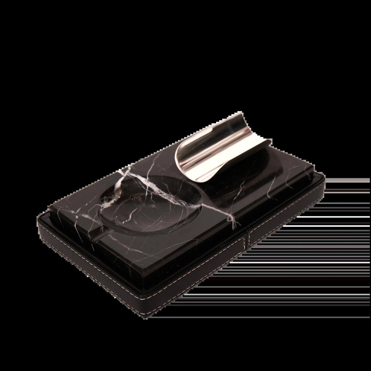 Lacenta Toro Cigar Ashtray