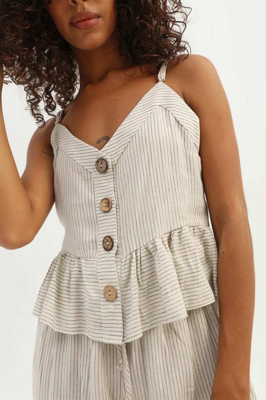 Açık Kahve Çizgili Bluz & Şort Kombini