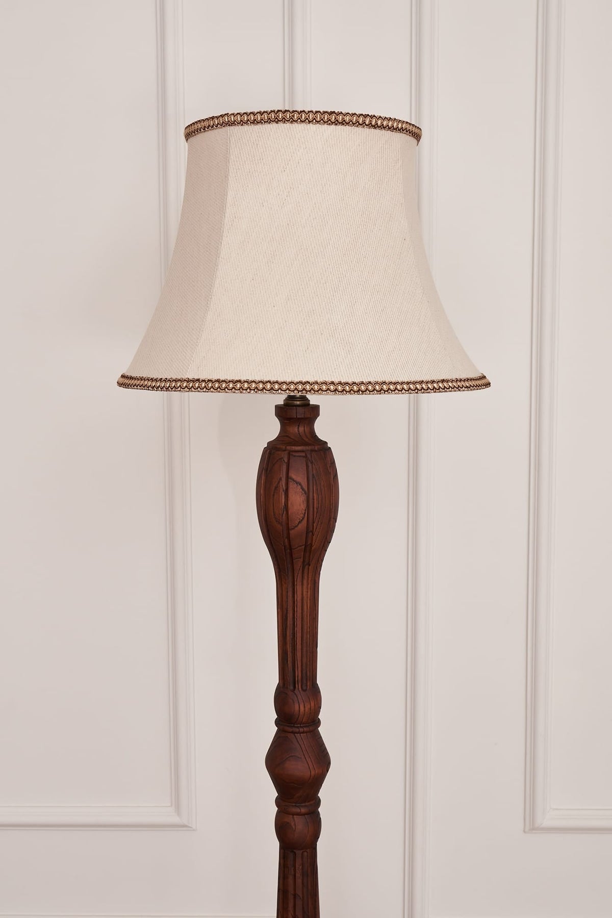 Luno Ahşap Lambader
