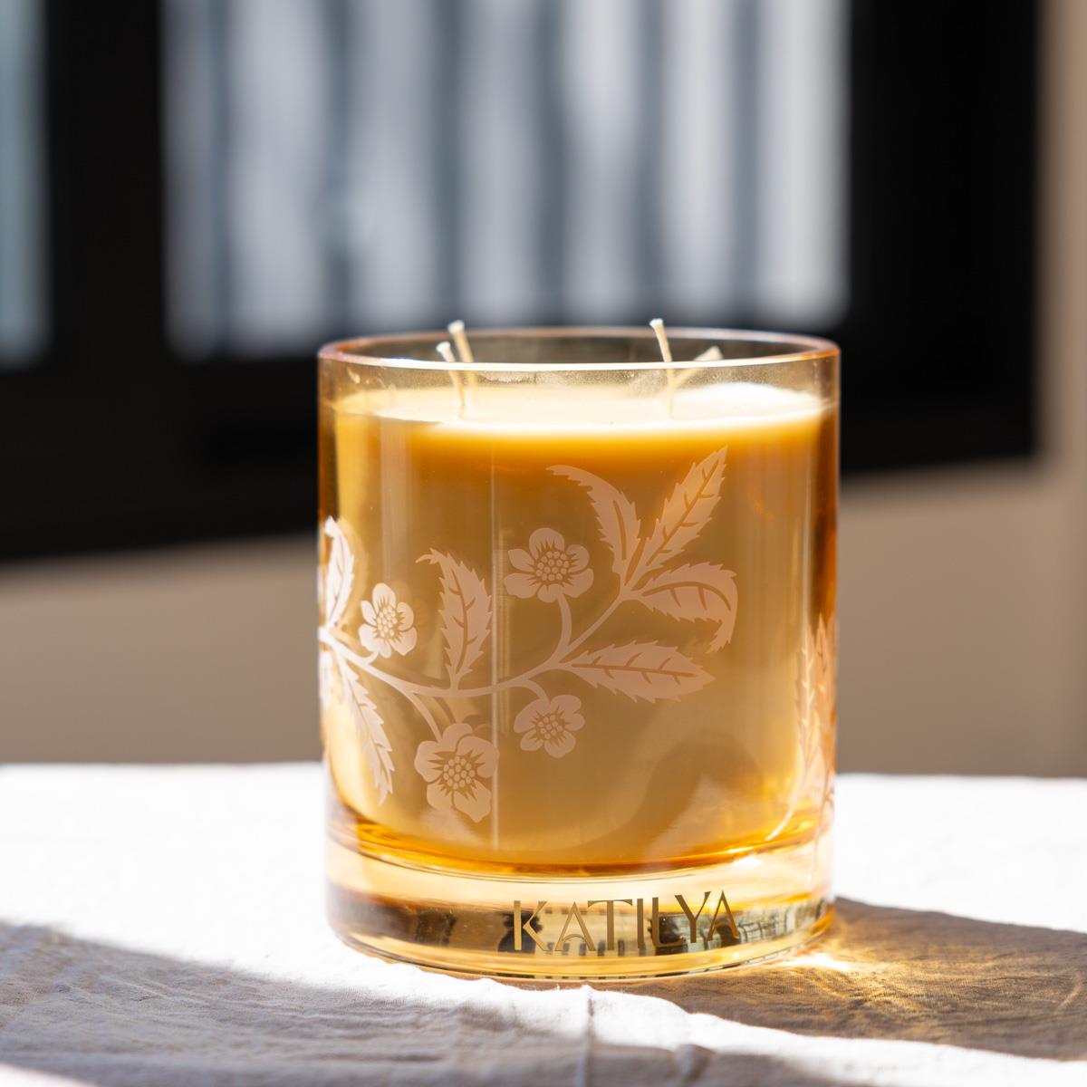 Mamul Büyük Mum – 1850 gr | Nektarin, Şeftali ve Yaseminle Baharın Zarif Dokunuşu