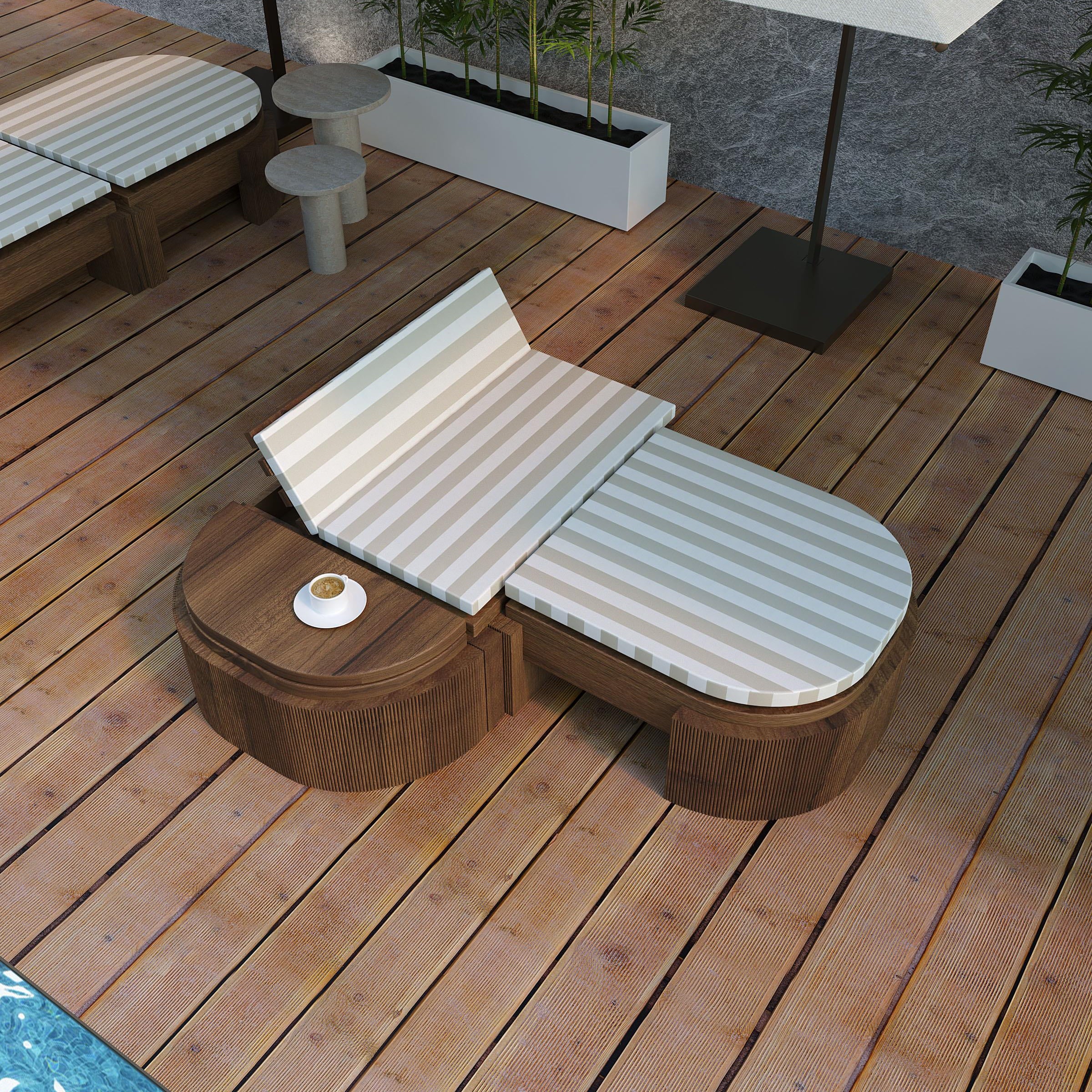 Marina Iroko Sunbed