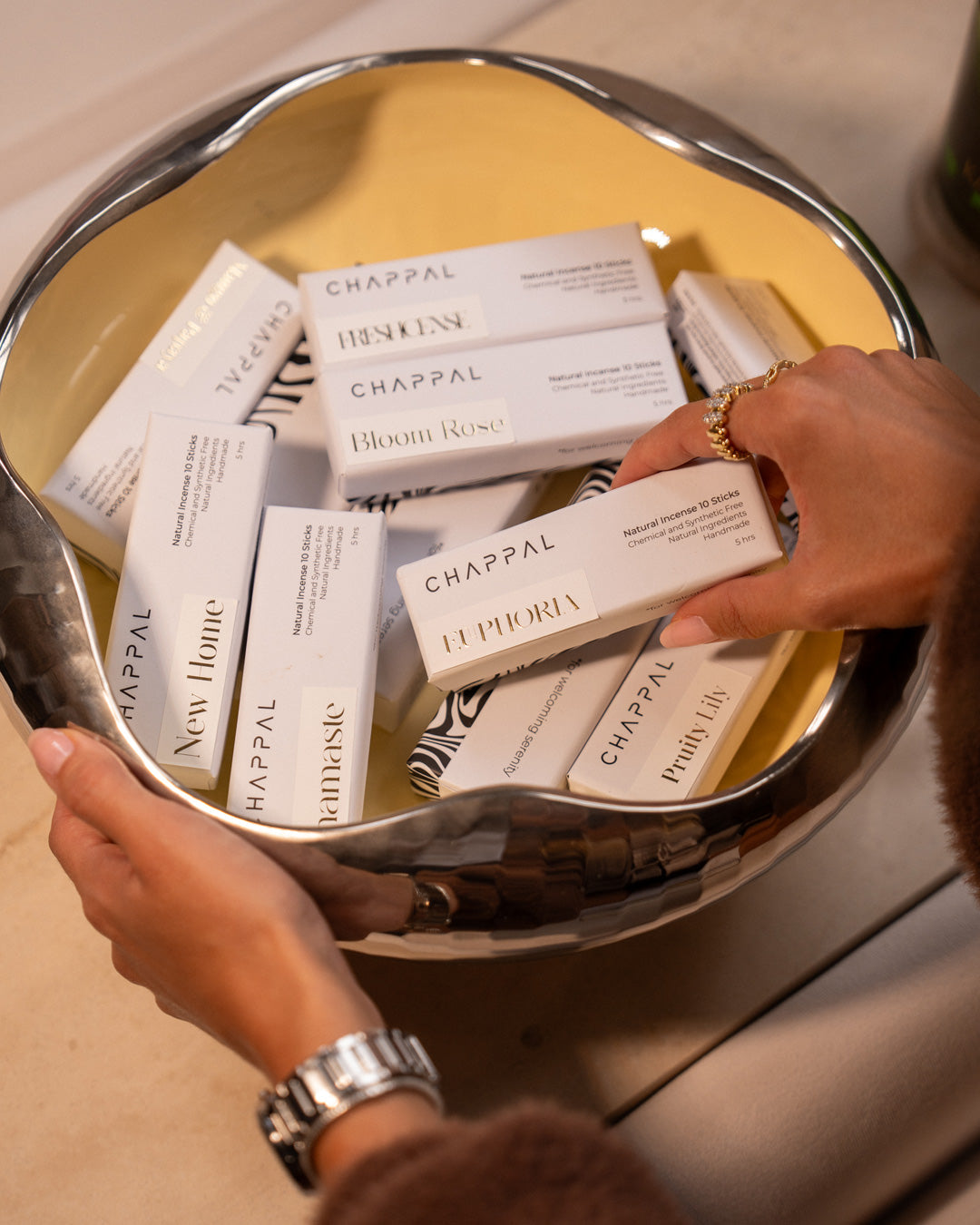 Euphoria Stick Tütsü doğal yaşam alanında – alternatif 2