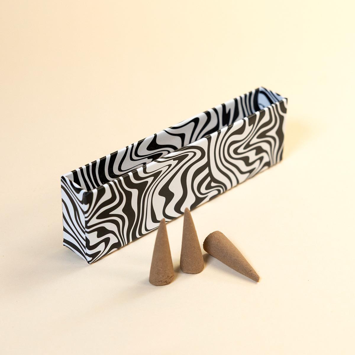 Mystic Sandalwood Konik Tütsü 10 adet