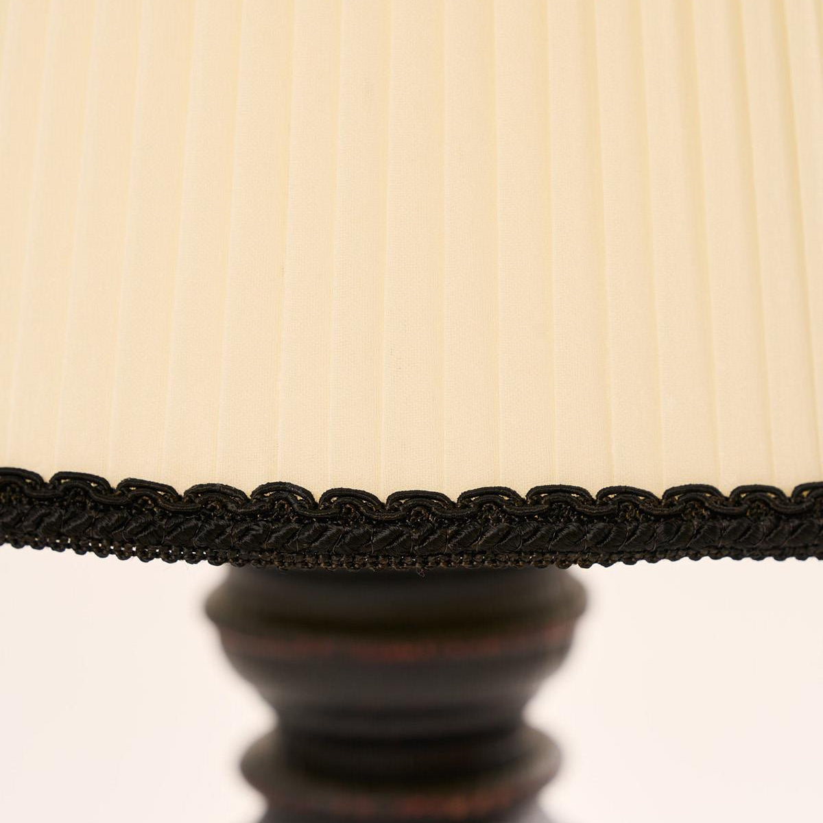 Palma Carbon Abajur