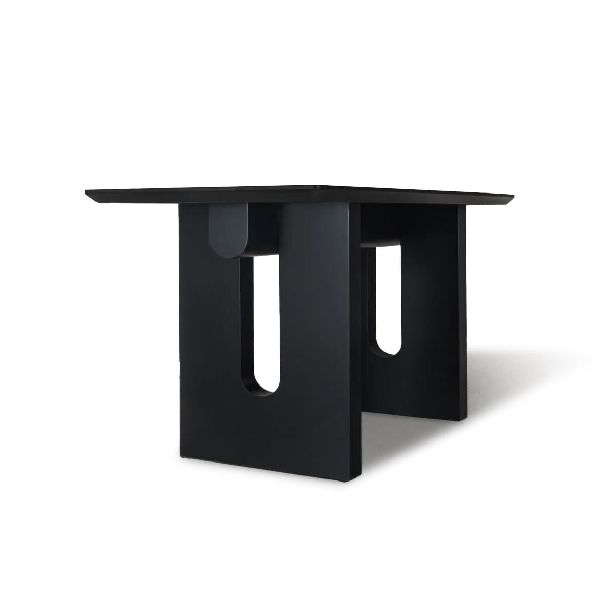 Tebu Table Black