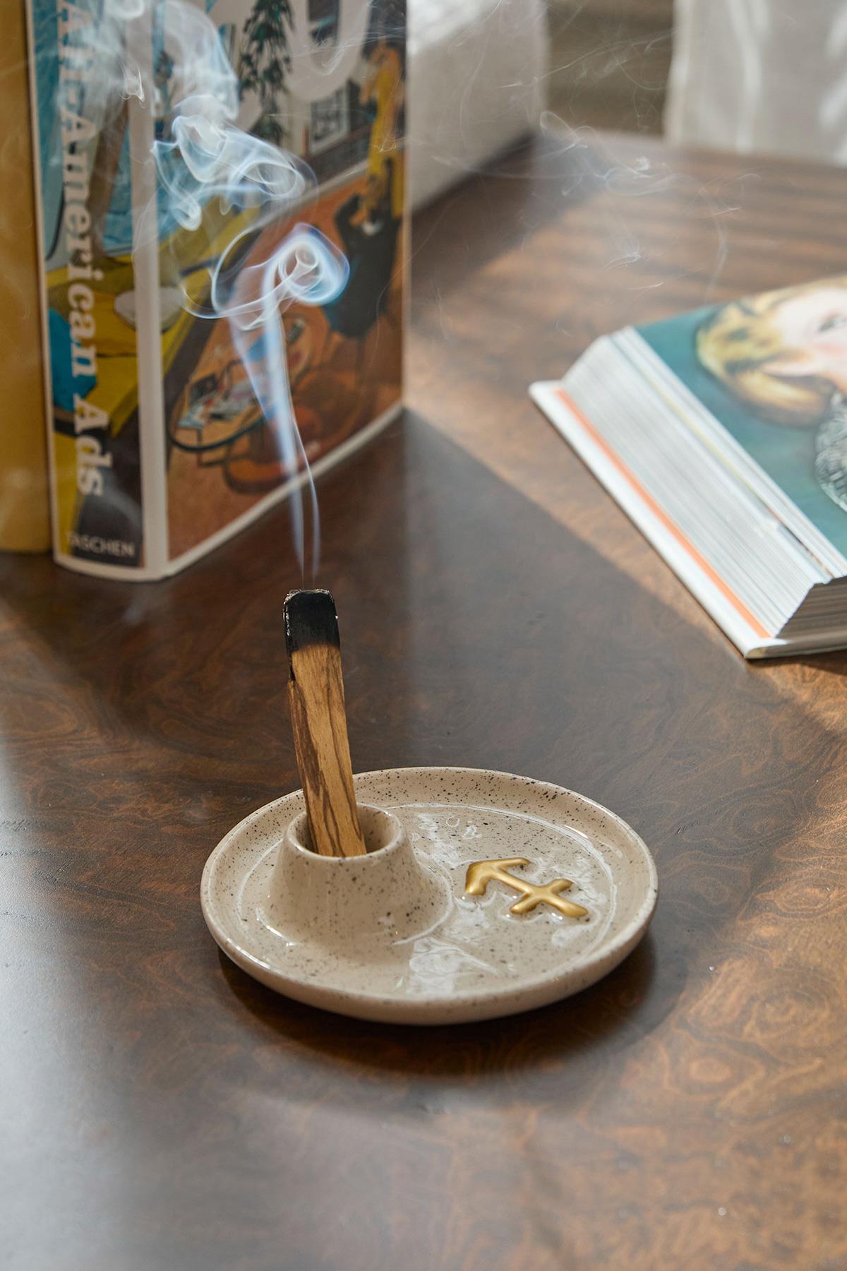 Yay Burcu Temalı Tütsülük