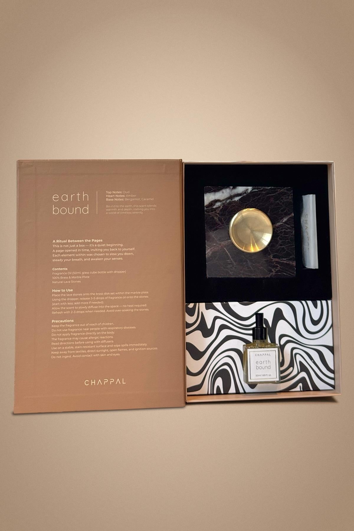 Scent Book Earth Bound – Oud ve Amber Notalı Lav Taşlı Oda Kokusu Seti – 50 ml — CHAPPAL