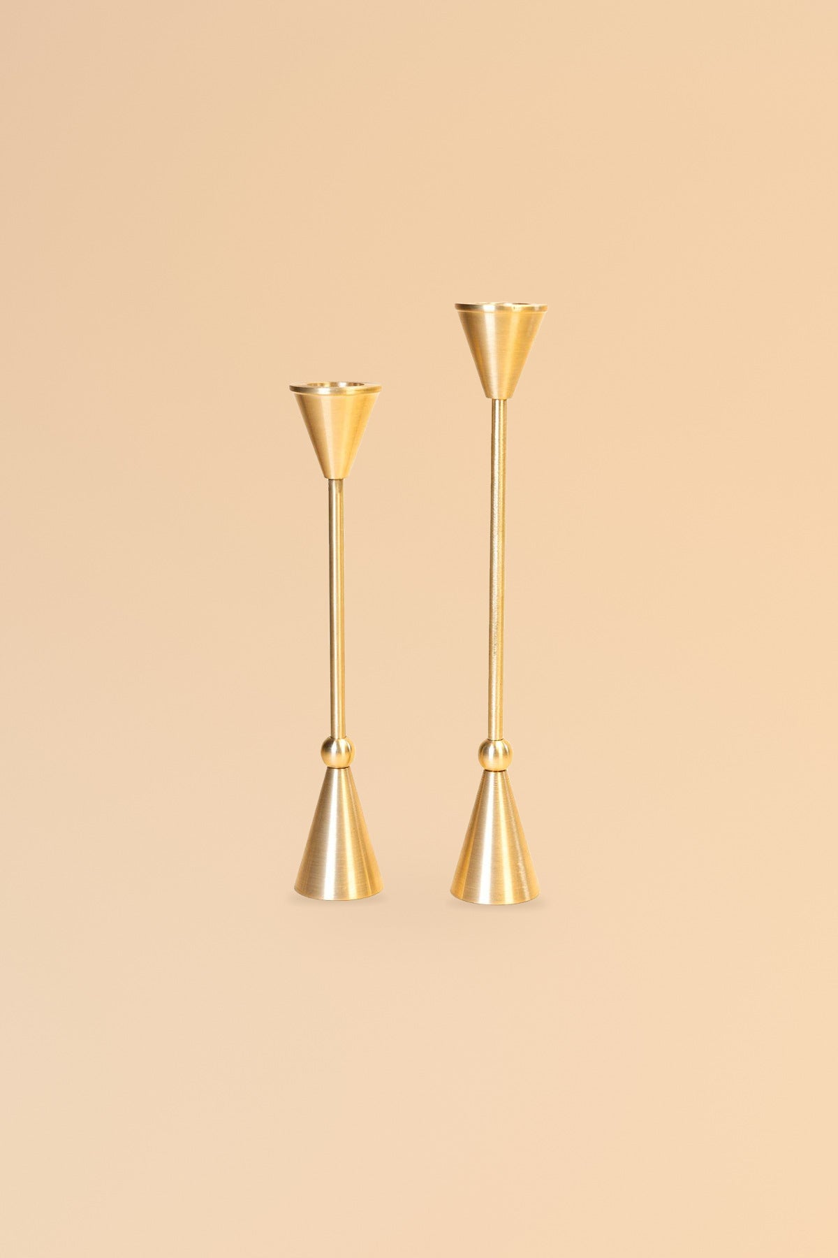 Pirinç El Yapımı Konik Şamdan