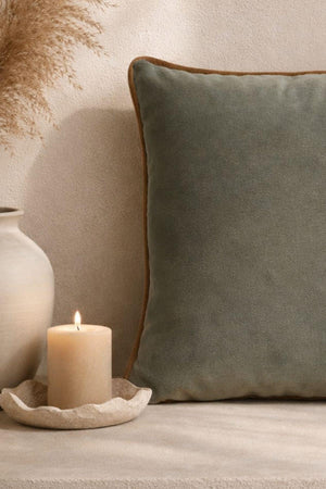 Açık Kahverengi Biyeli Haki Kadife Kırlent