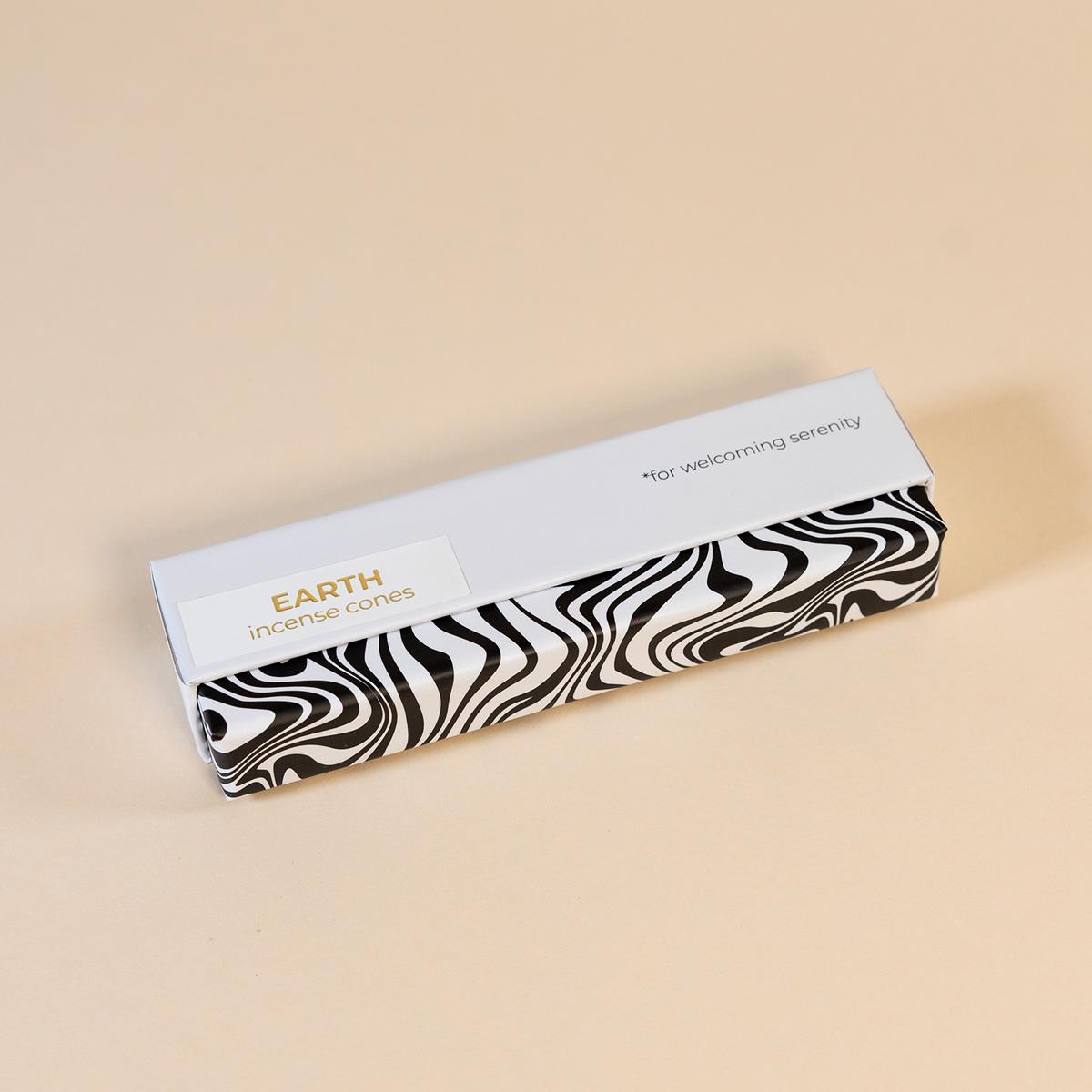 Earth Konik Tütsü 10 Adet