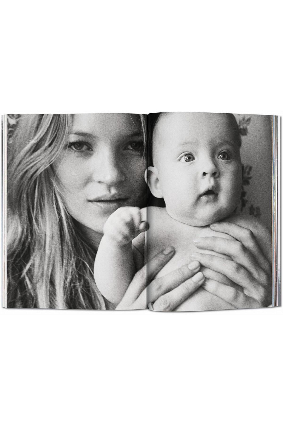 Kate Moss by Mario Testino