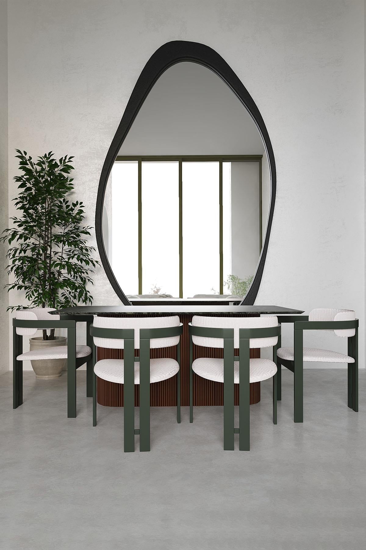 Selva Marble Dining Table
