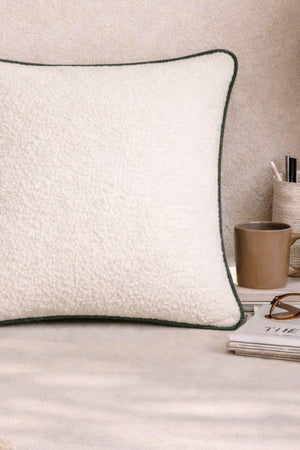 Yeşil Biyeli Beyaz Teddy Kırlent